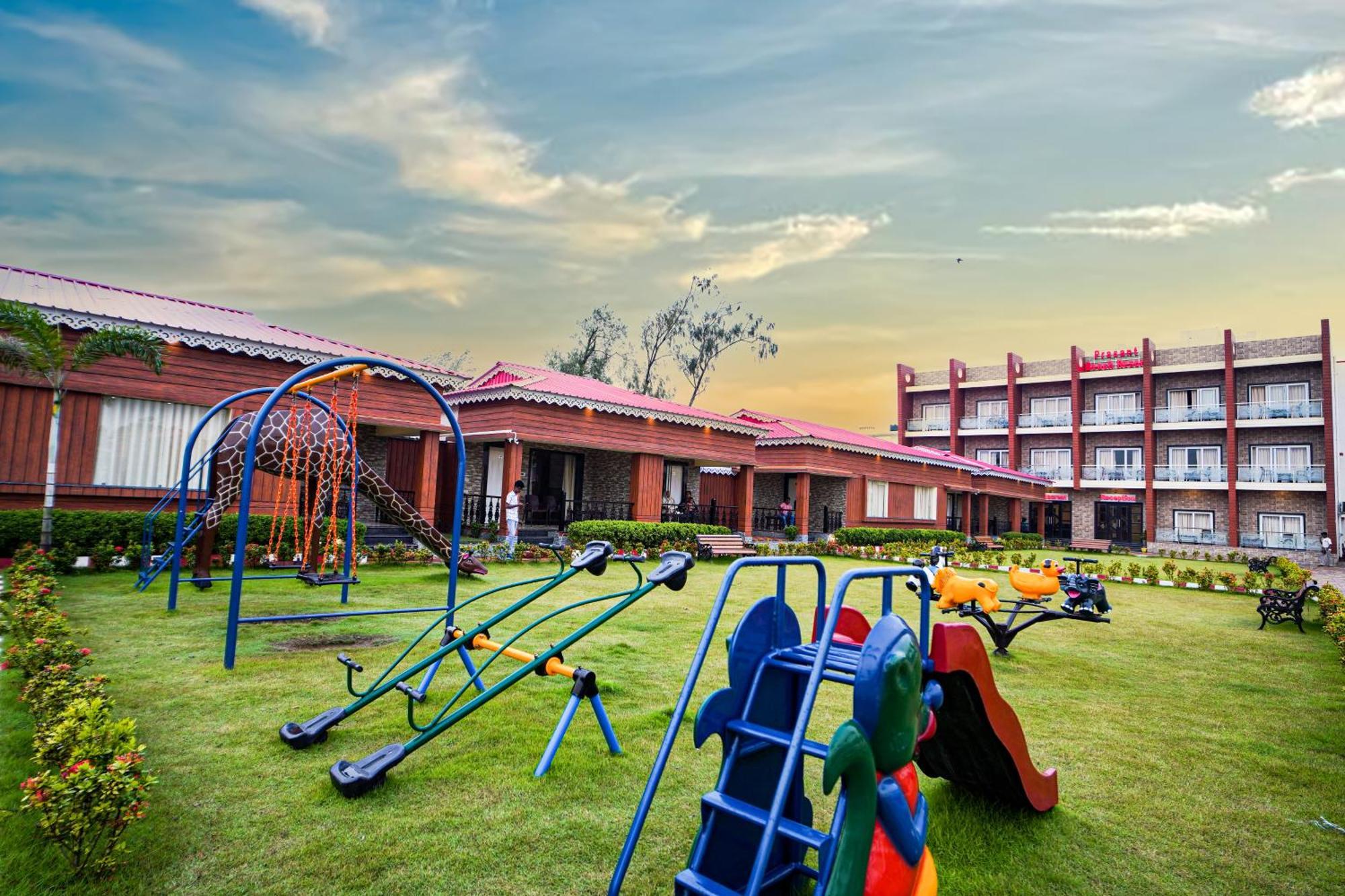 Prasant On Beach Resort !! Lift - Wifi -Restaurant-Parking Facilities-Newly Decorated Room !! Mandarmani Exterior foto