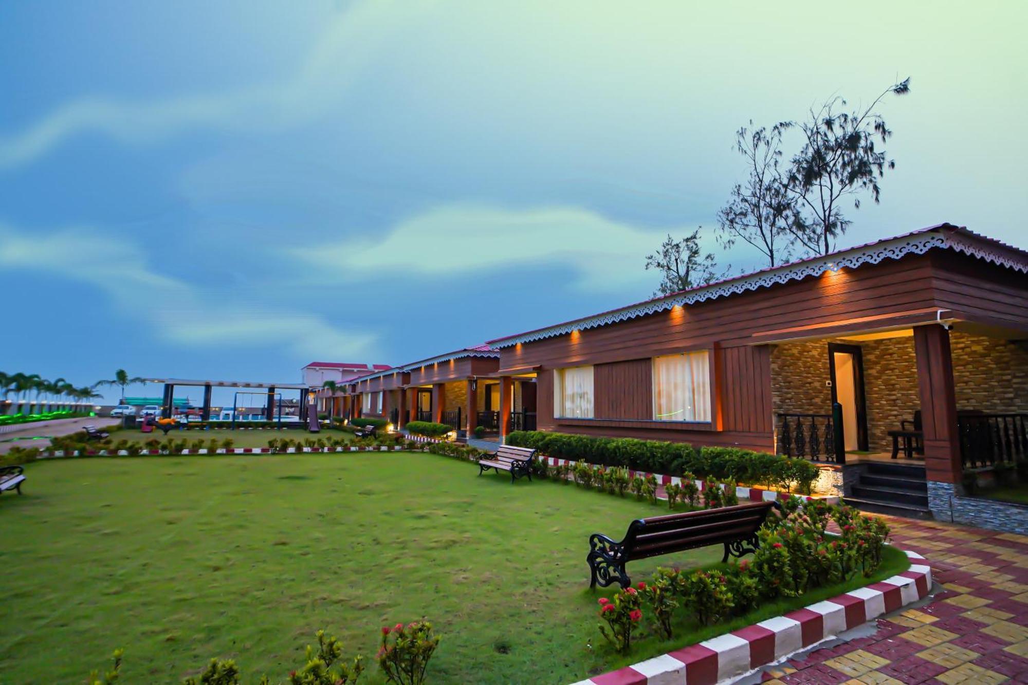 Prasant On Beach Resort !! Lift - Wifi -Restaurant-Parking Facilities-Newly Decorated Room !! Mandarmani Exterior foto