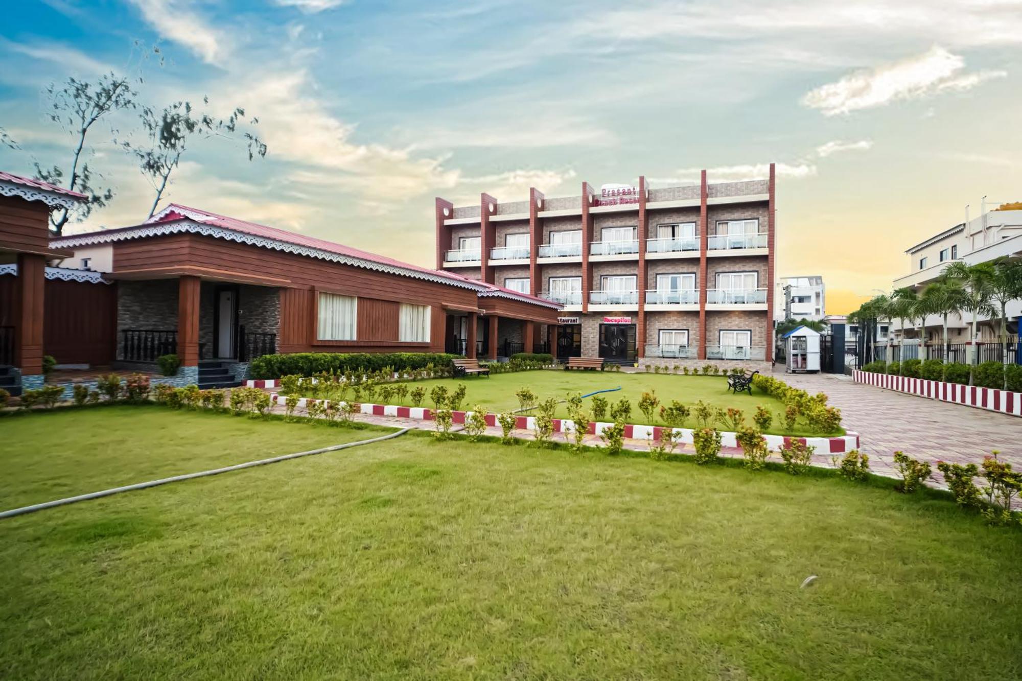 Prasant On Beach Resort !! Lift - Wifi -Restaurant-Parking Facilities-Newly Decorated Room !! Mandarmani Exterior foto